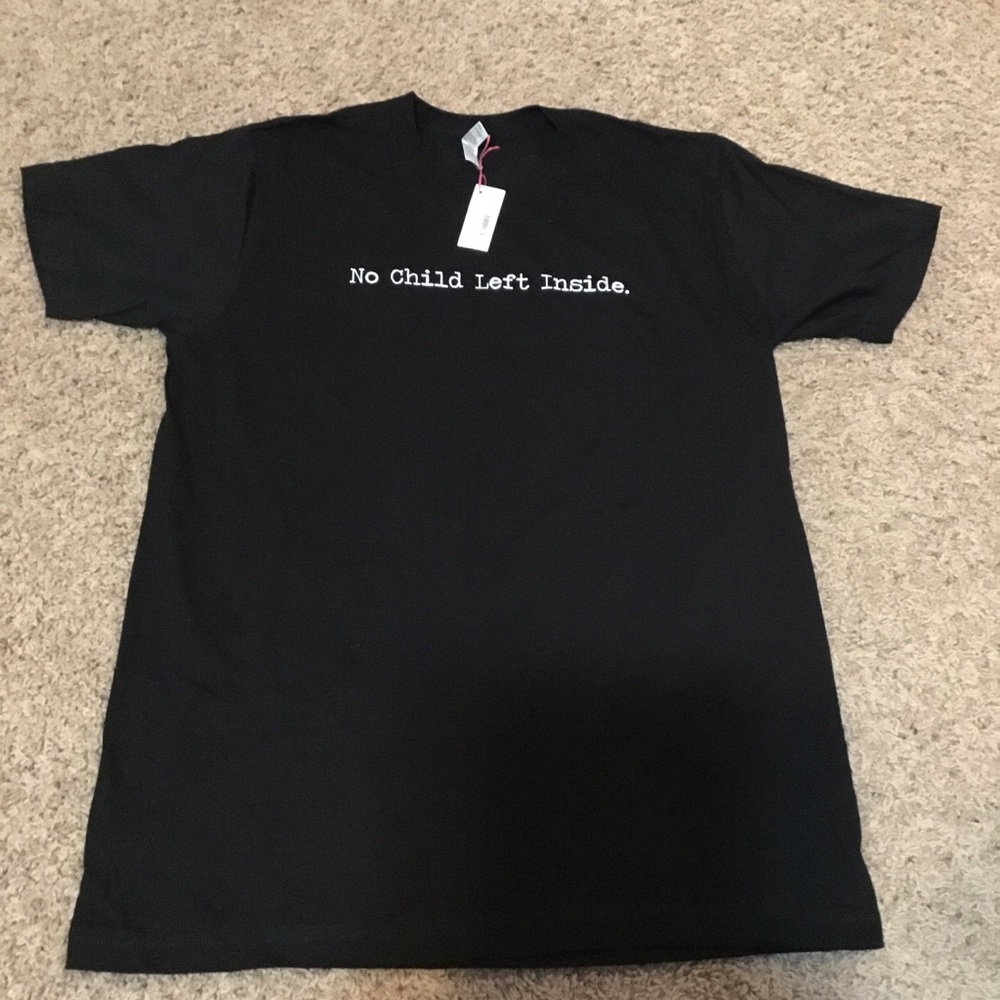 NWT 'No Child Left Inside.' Short Sleeve T-shirt